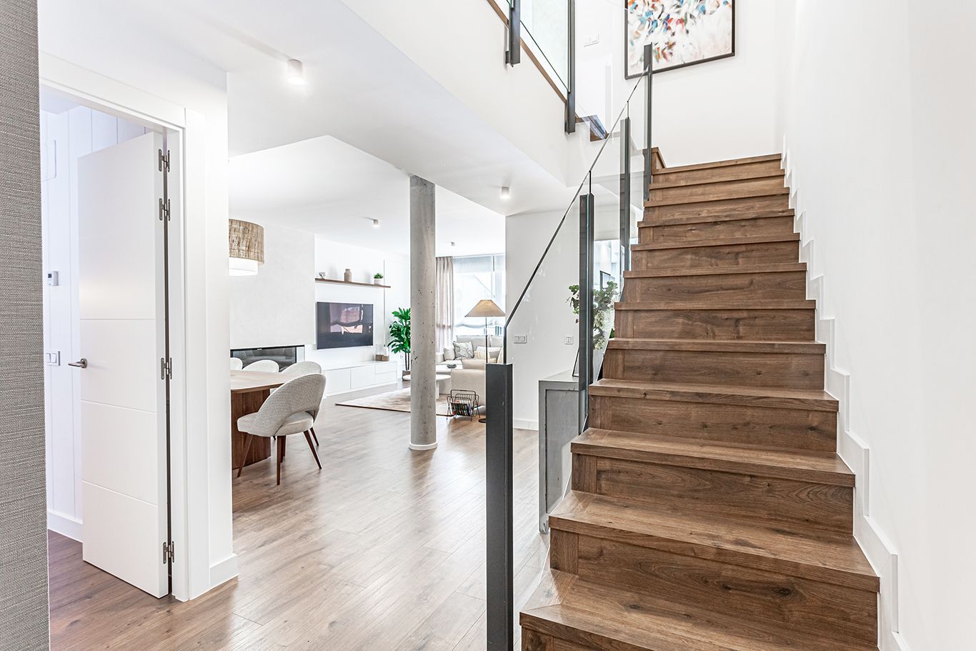 HALL CHALET BOADILLA